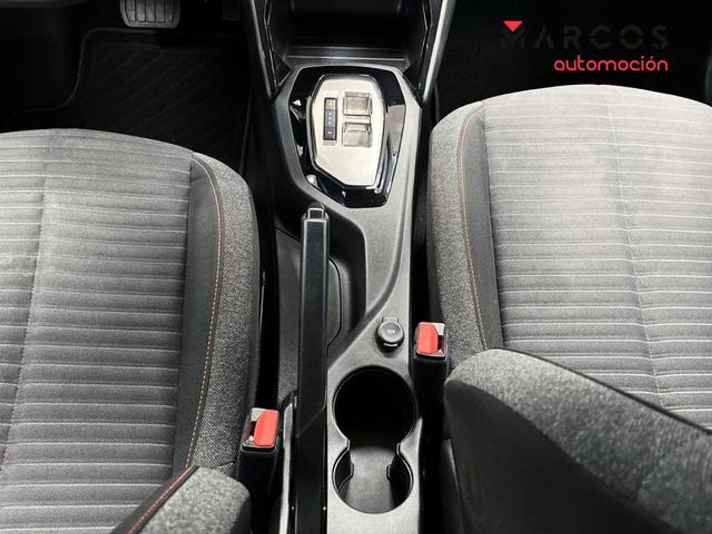 Peugeot 208 PureTech 100 Active Pack EAT8 75 kW (100 CV)