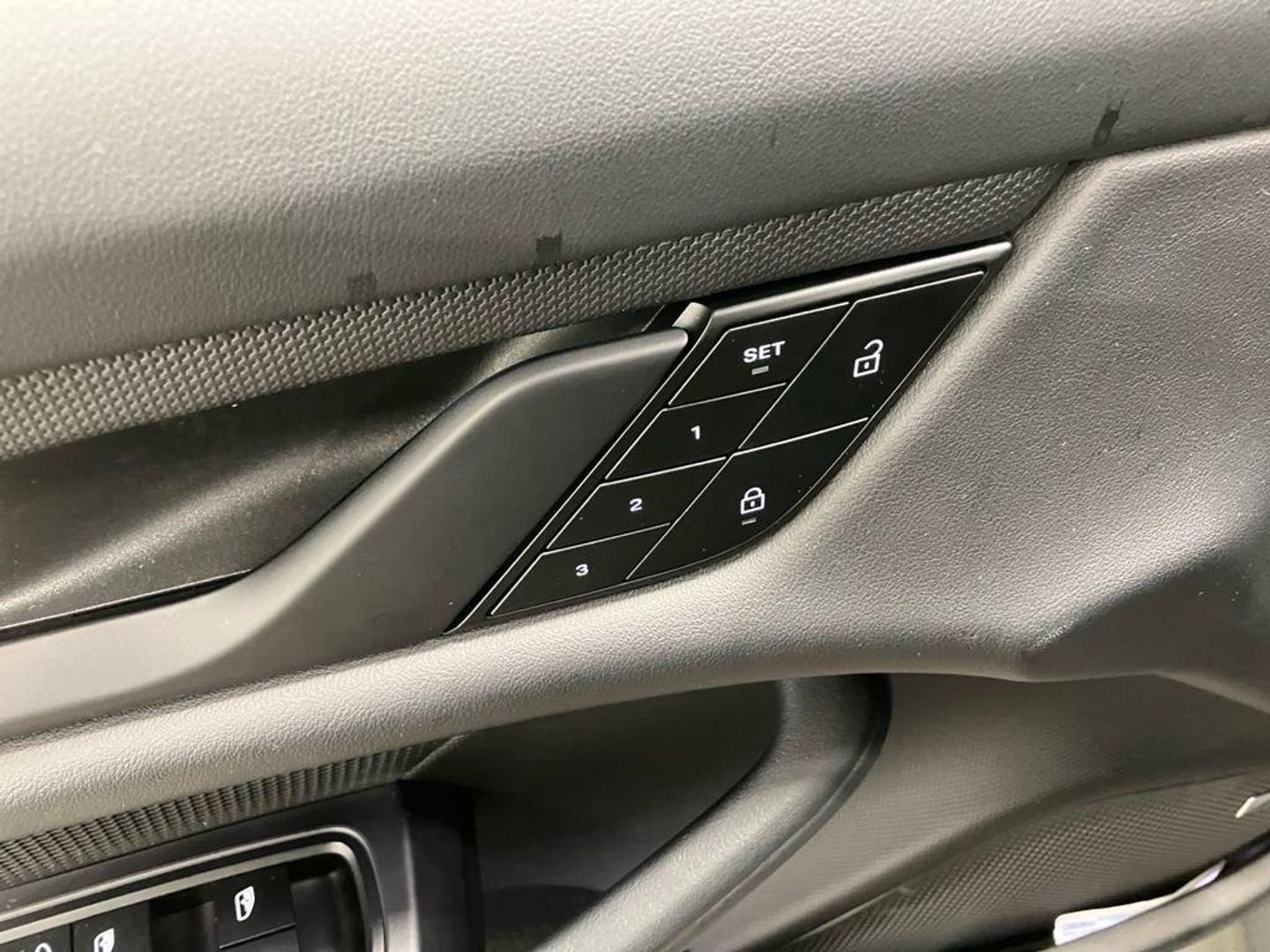 Porsche Taycan 4 Cross Turismo 350 kW (476 CV)