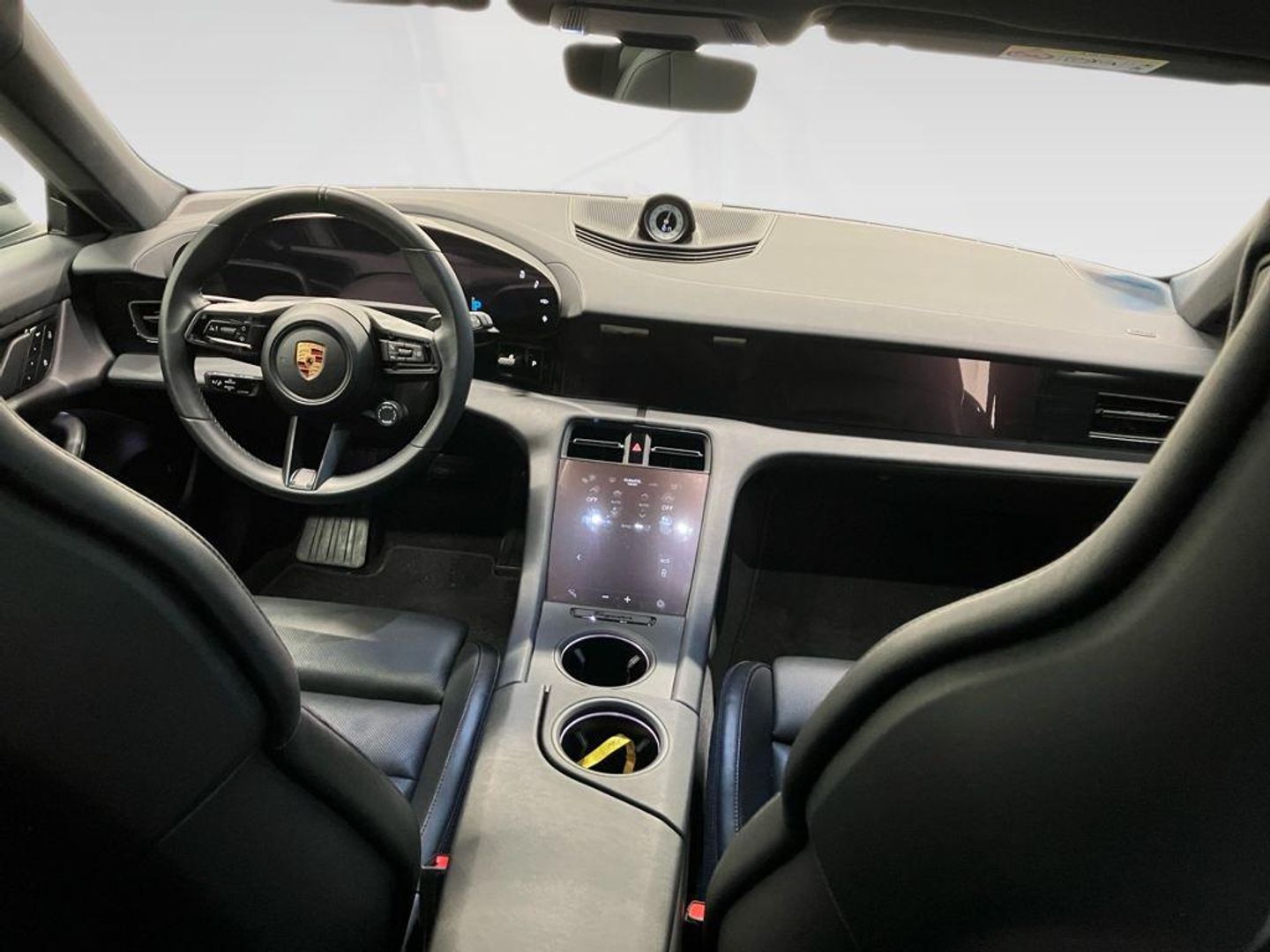 Porsche Taycan 4 Cross Turismo 350 kW (476 CV)
