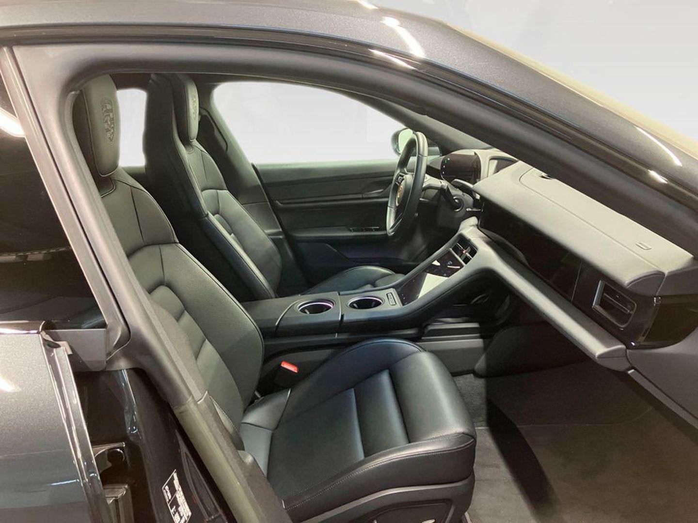 Porsche Taycan 4 Cross Turismo 350 kW (476 CV)