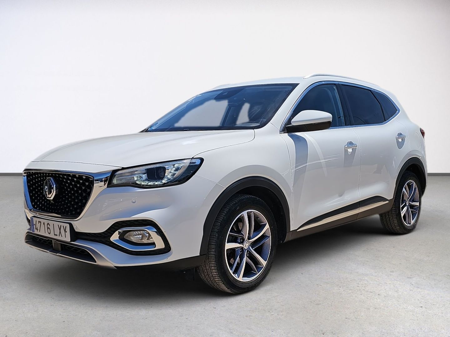 MG eHS 1.5T-GDI PHEV Comfort 190 kW (258 CV) Blanco All Terrain / Pick-up