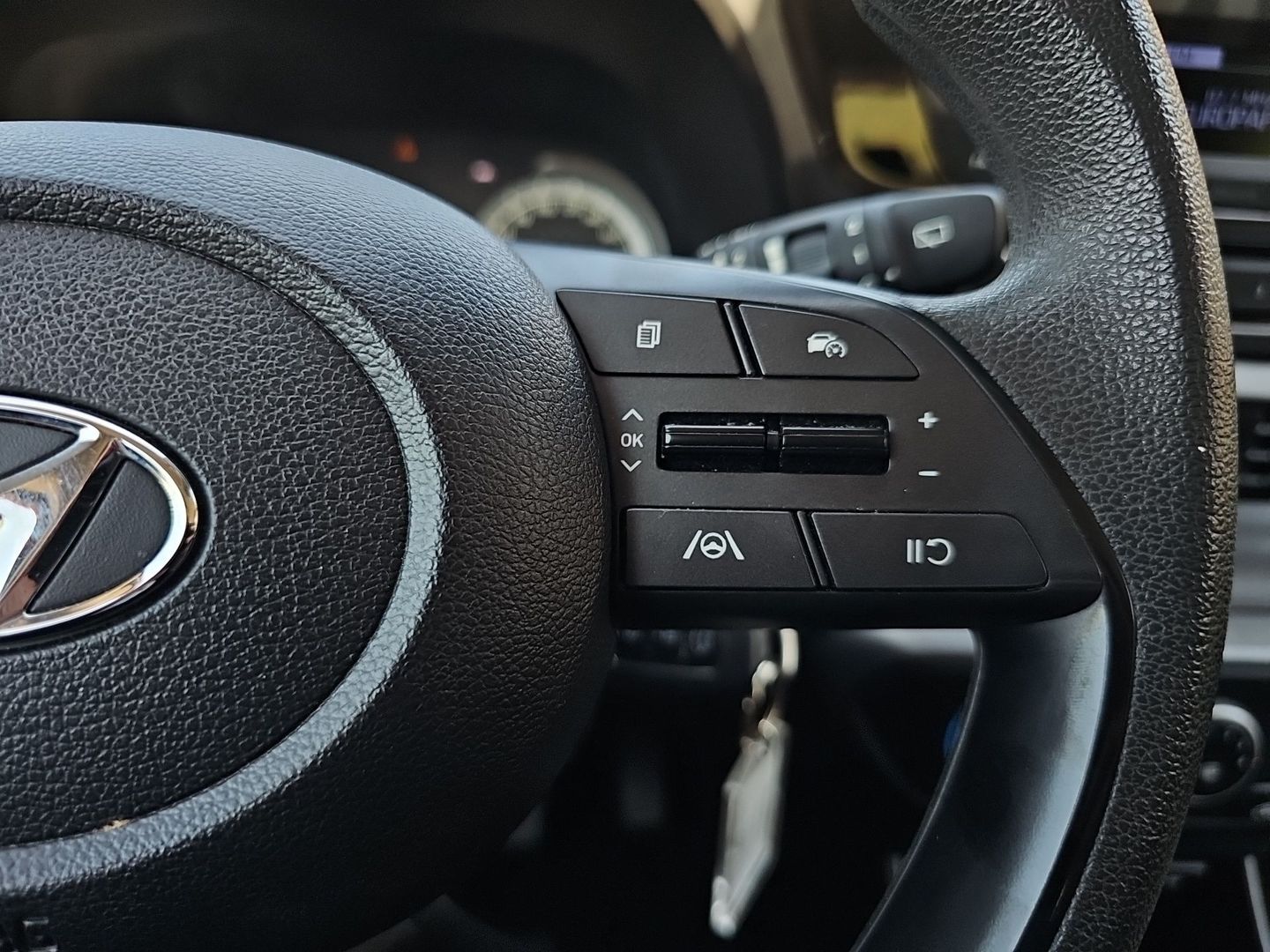 Hyundai i20 1.2 MPI SLE 63 kW (85 CV)