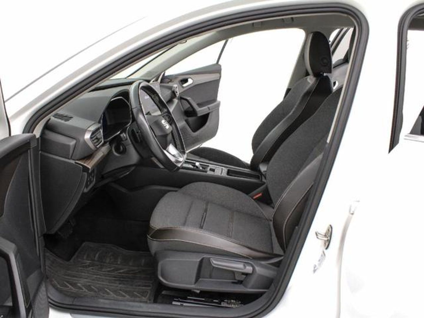 SEAT Leon ST 1.5 eTSI S&S Xcellence Go L DSG 110 kW (150 CV)
