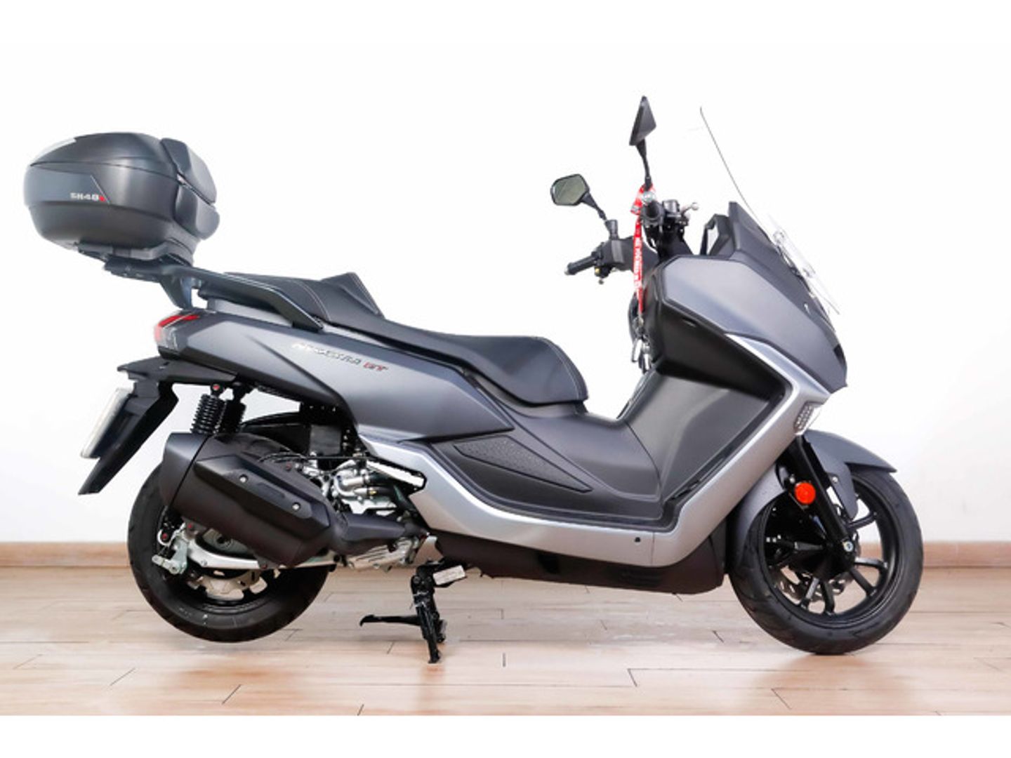 SYM Maxsym GT 400 Gris Motorcycle