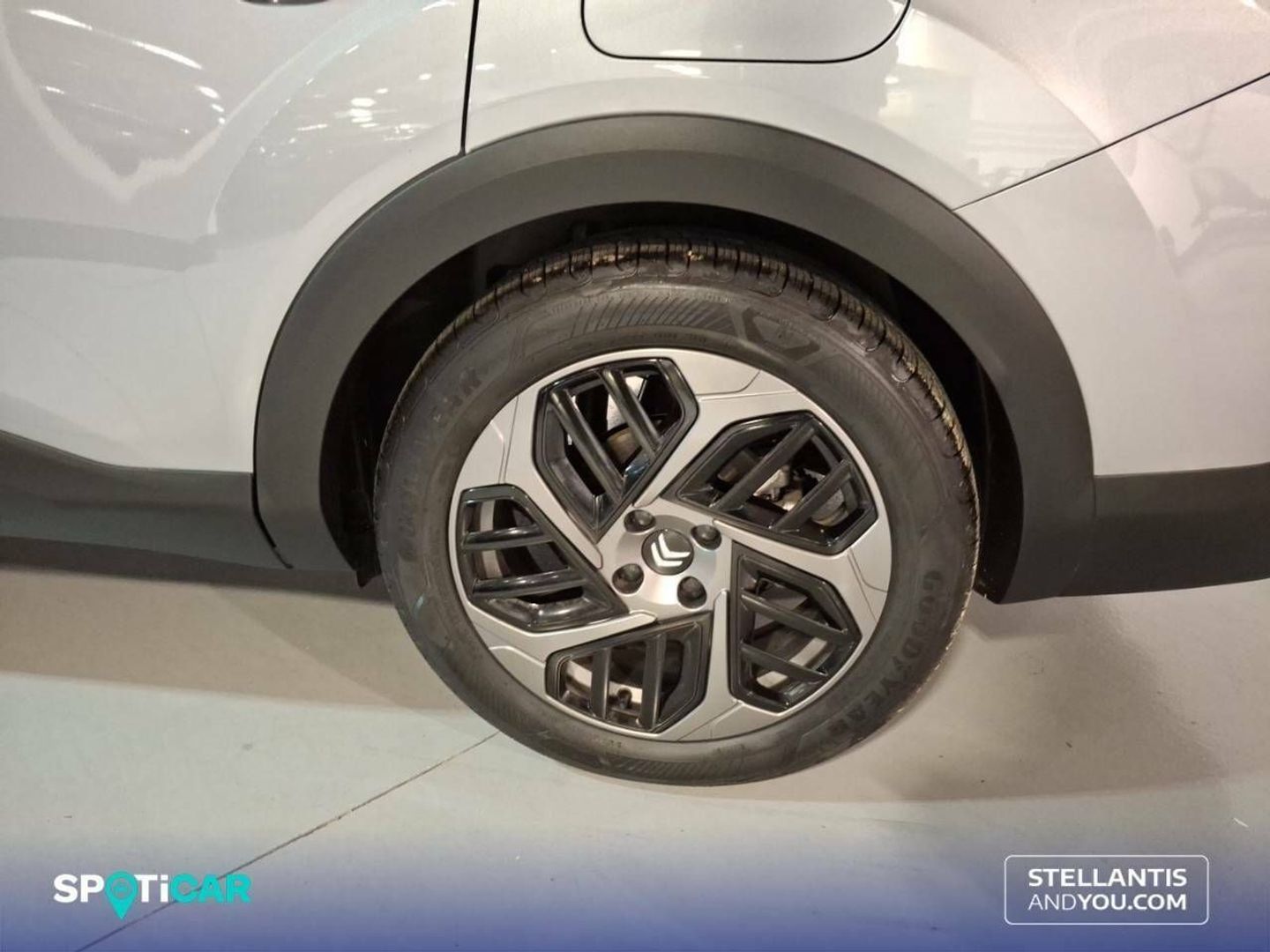 Citroen ë-C4 X 50KWh eléctrico Plus 100 kW (136 CV)
