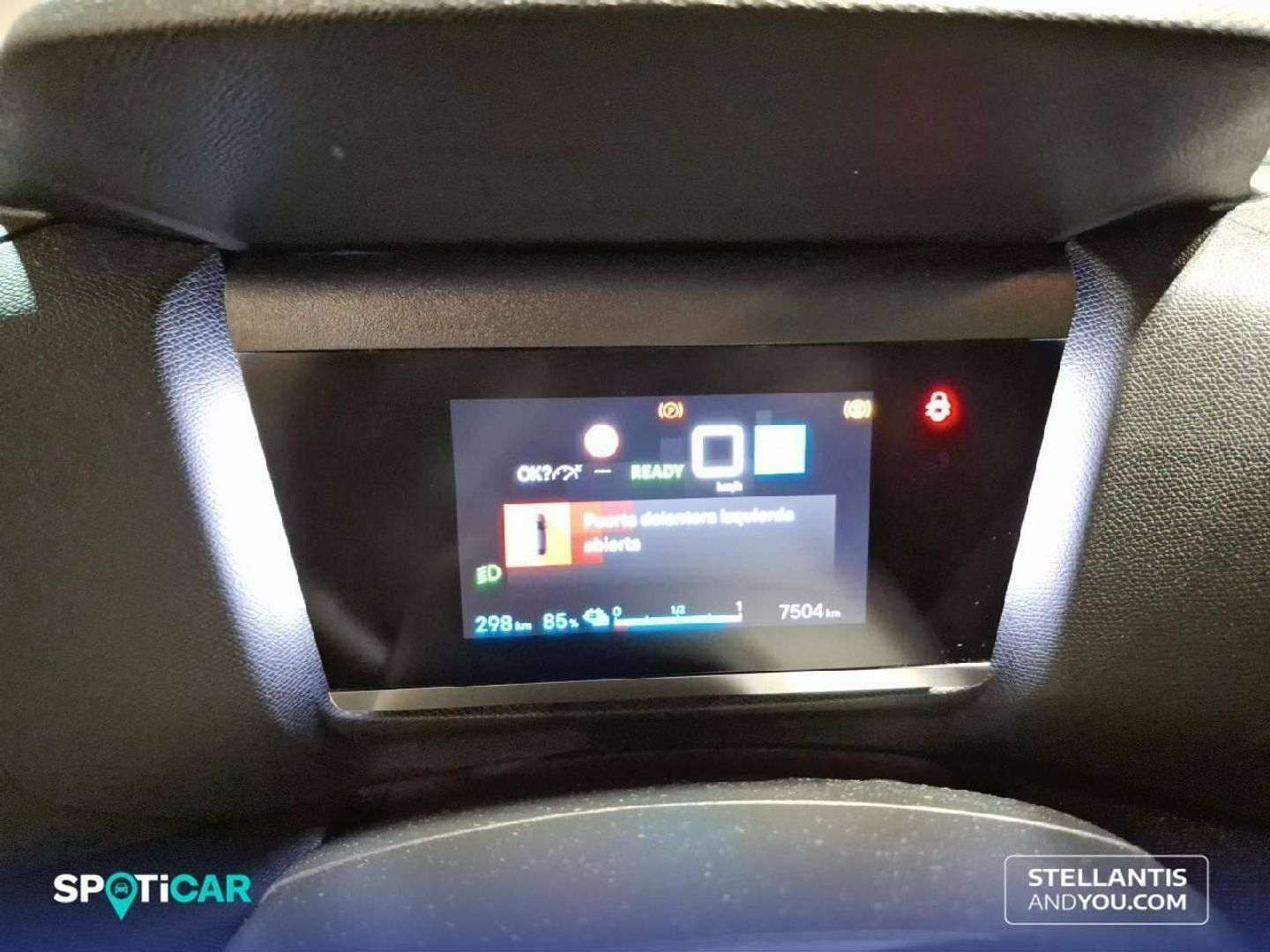 Citroen ë-C4 X 50KWh eléctrico Plus 100 kW (136 CV)