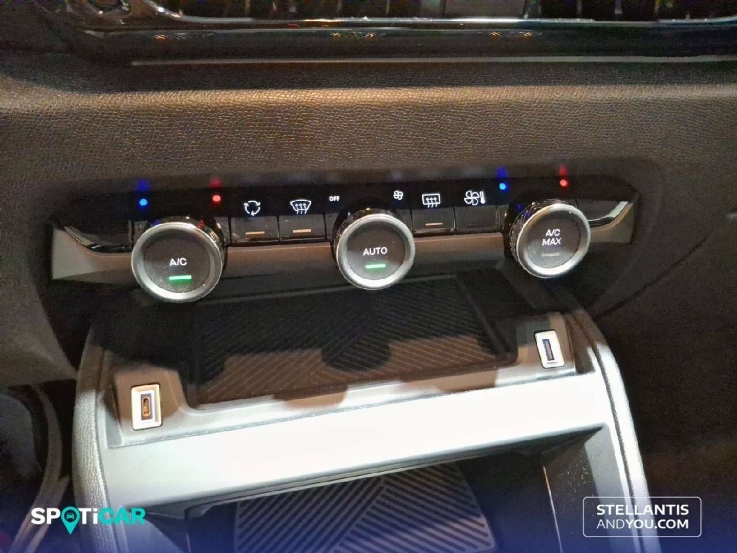 Citroen ë-C4 X 50KWh eléctrico Plus 100 kW (136 CV)