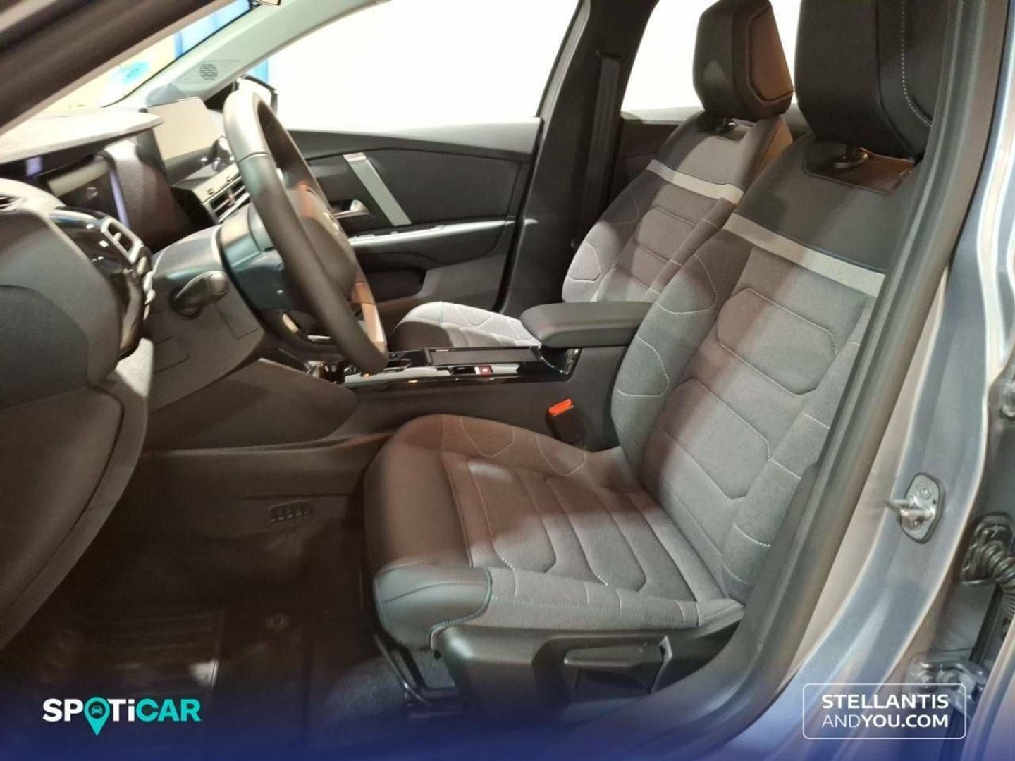 Citroen ë-C4 X 50KWh eléctrico Plus 100 kW (136 CV)