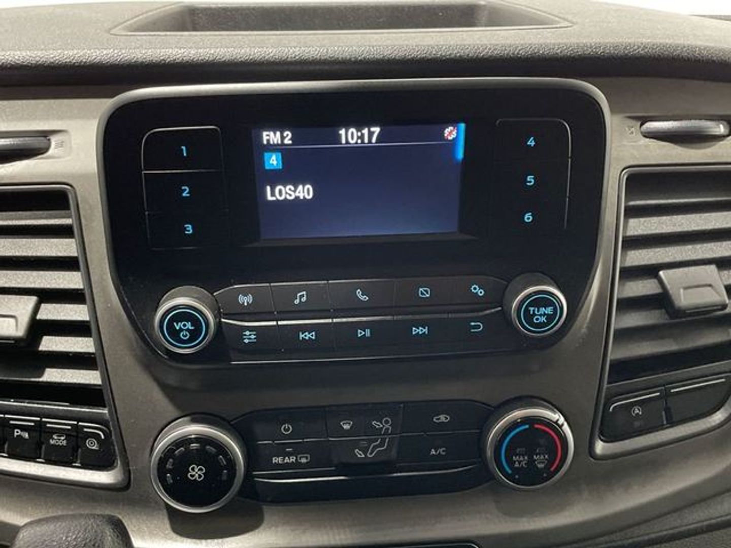 Ford Transit Custom Kombi 2.0 TDCI 320 L1 Trend Auto 96 kW (130 CV)