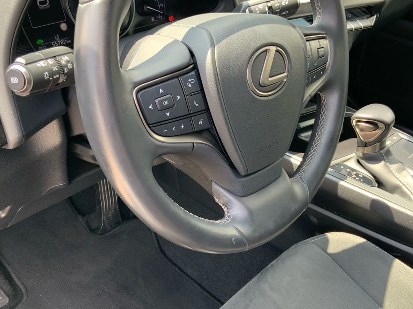 Lexus UX UX 250h Premium 135 kW (184 CV)