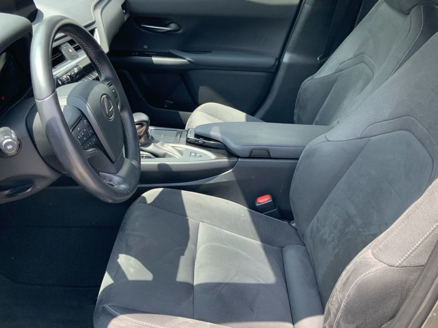 Lexus UX UX 250h Premium 135 kW (184 CV)