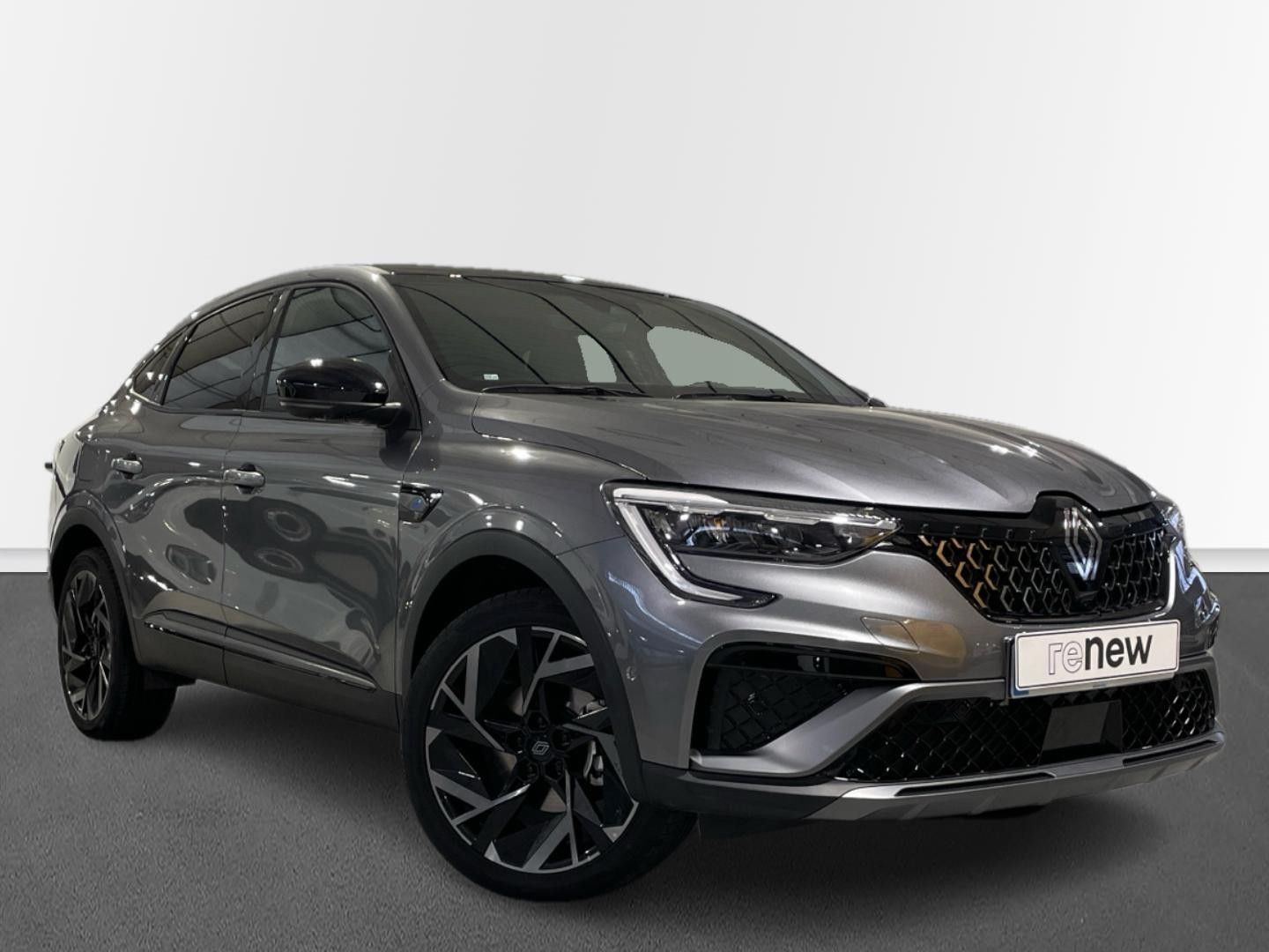 Renault Arkana Esprit Alpine E-TECH Híbrido 107 kW (145 CV) Gris All Terrain / Pick-up
