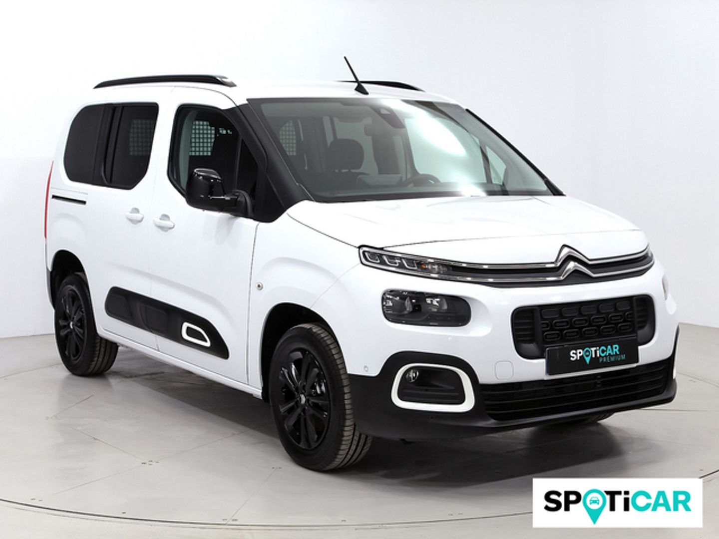 Citroen Berlingo BlueHDi 100 S&S Talla M Shine 75 kW (102 CV) Blanco Industrial
