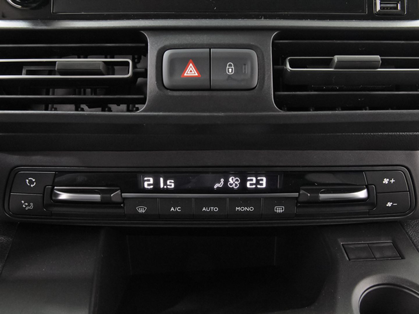 Citroen Berlingo BlueHDi 100 S&S Talla M Shine 75 kW (102 CV)