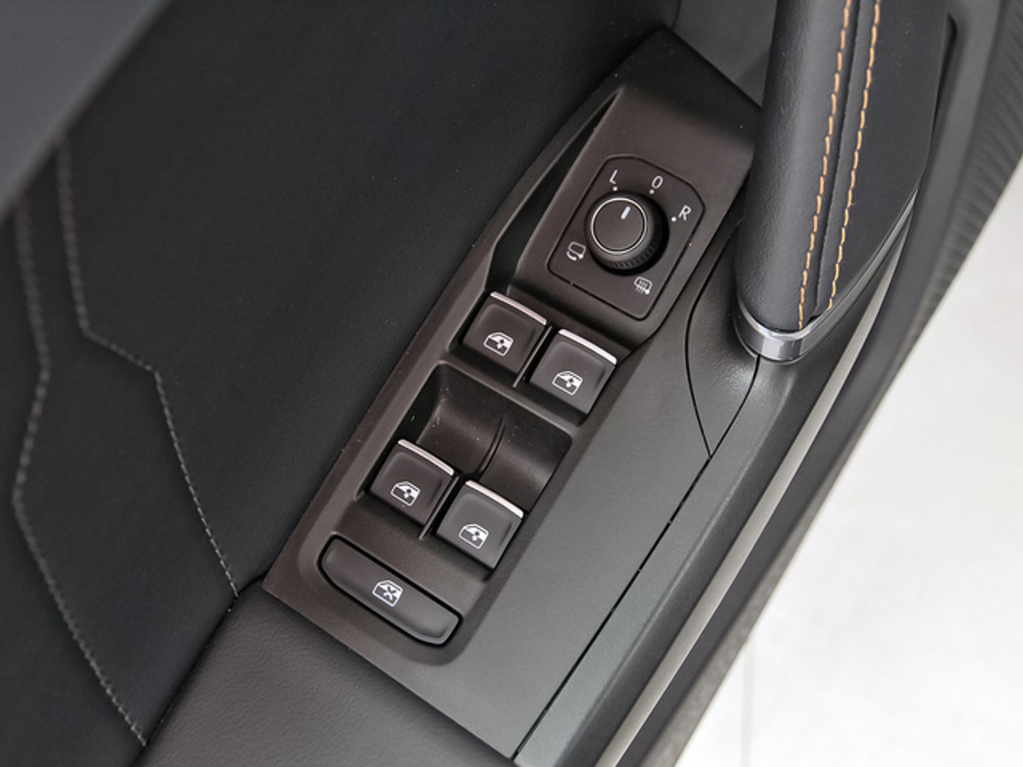 CUPRA León 1.5 eTSI DSG 110 kW (150 CV)