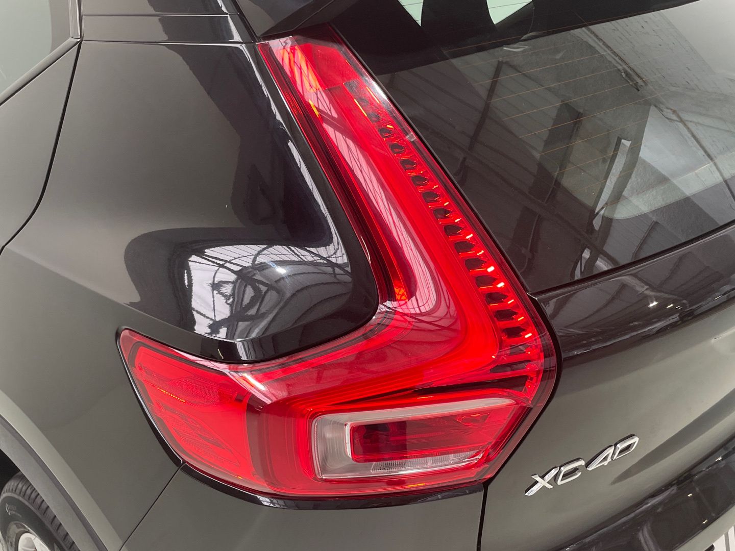 Volvo XC40 B4 G Momentum Pro Auto 145 kW (197 CV)
