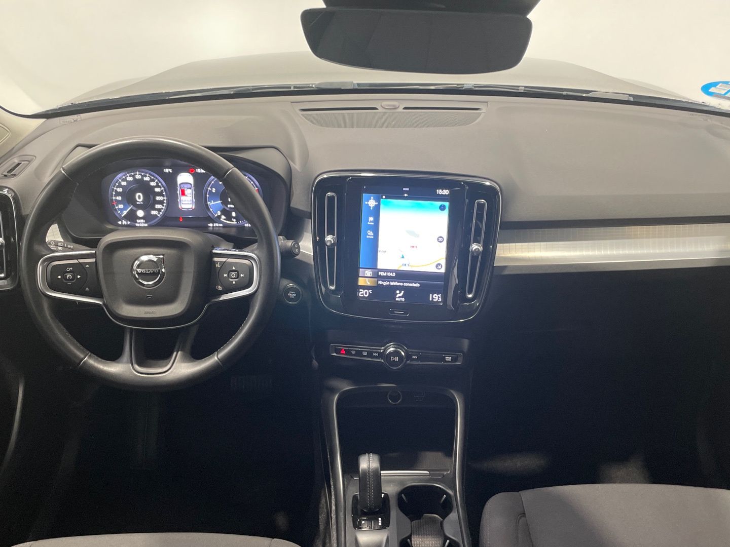 Volvo XC40 B4 G Momentum Pro Auto 145 kW (197 CV)