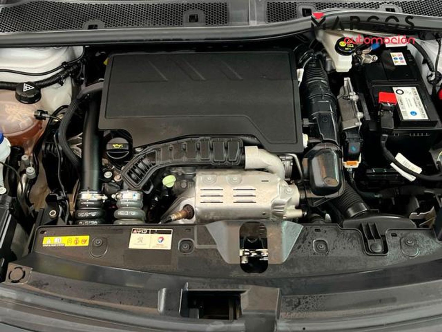 Peugeot 2008 PureTech 130 S&S Allure EAT8 96 kW (130 CV)