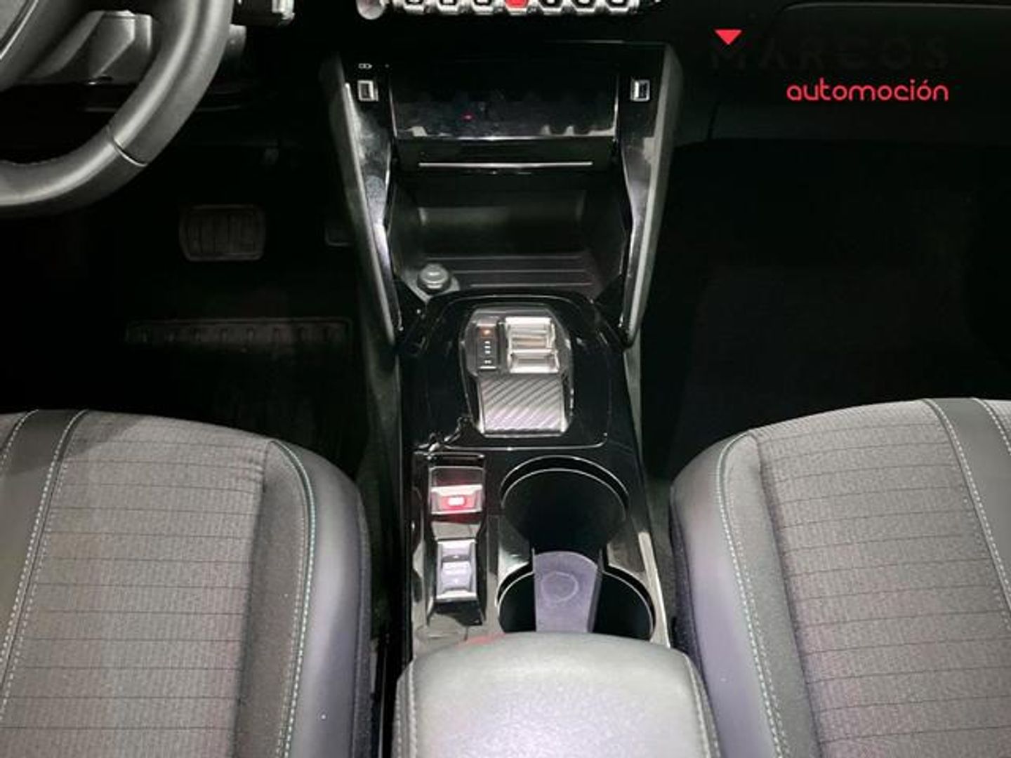 Peugeot 2008 PureTech 130 S&S Allure EAT8 96 kW (130 CV)