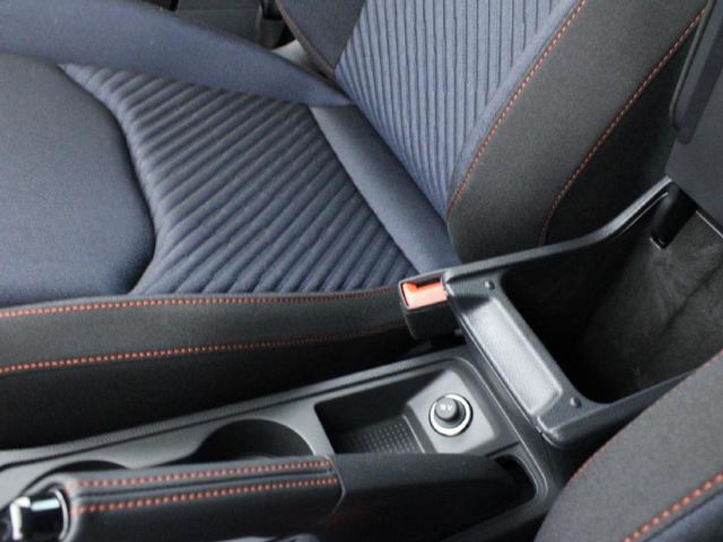 SEAT Ibiza 1.0 TSI S&S FR 40 Aniversario 85 kW (115 CV)