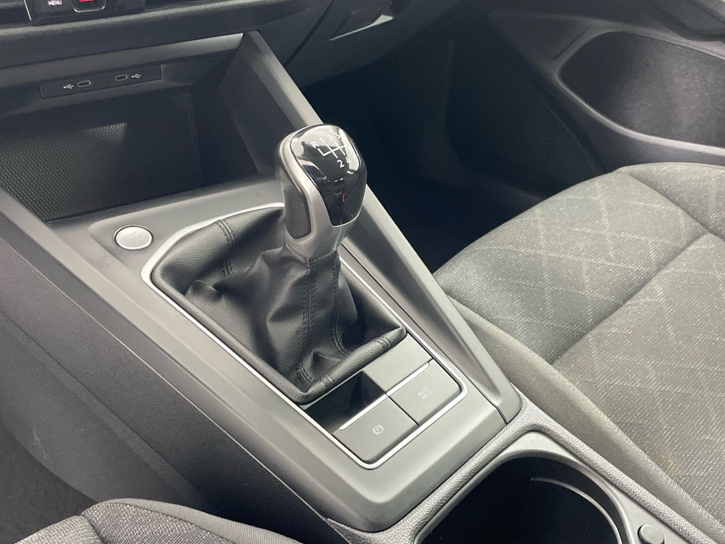Volkswagen Golf Life 1.0 TSI 81 kW (110 CV)