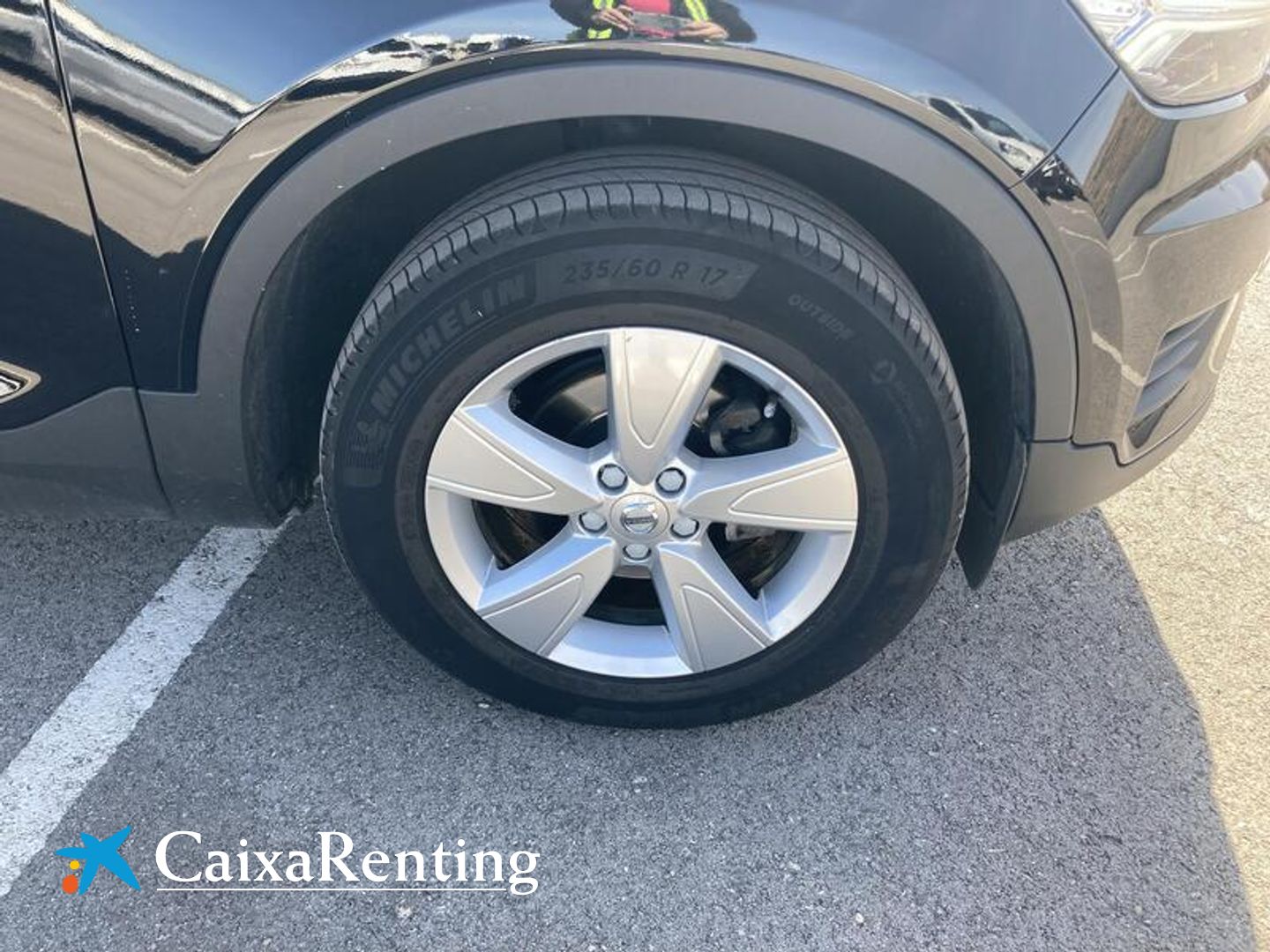 Volvo XC40 T2 Momentum Core Auto 95 kW (129 CV)
