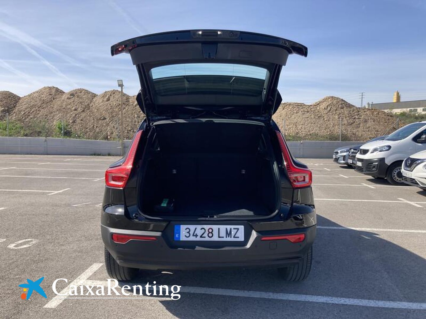 Volvo XC40 T2 Momentum Core Auto 95 kW (129 CV)