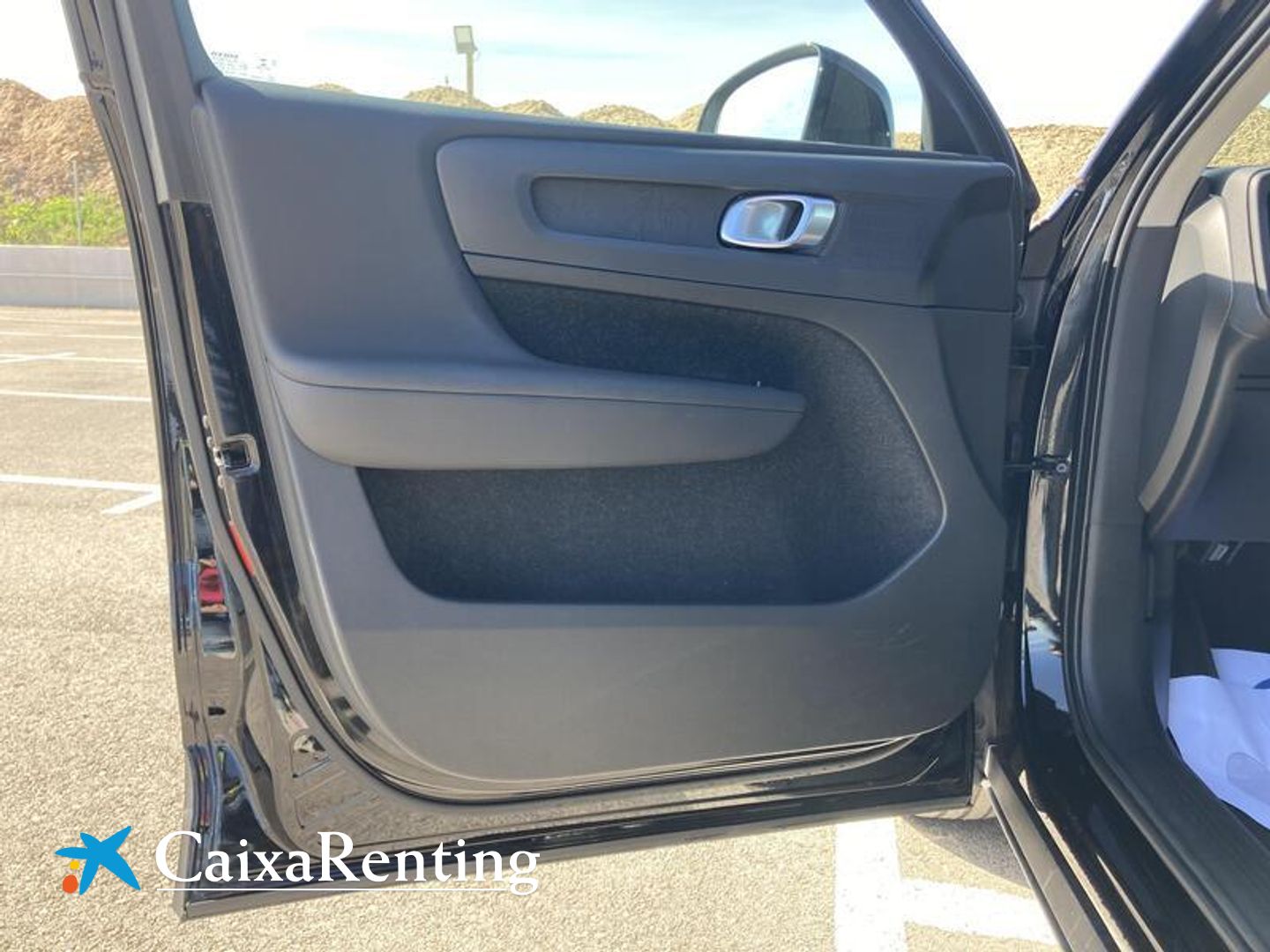 Volvo XC40 T2 Momentum Core Auto 95 kW (129 CV)
