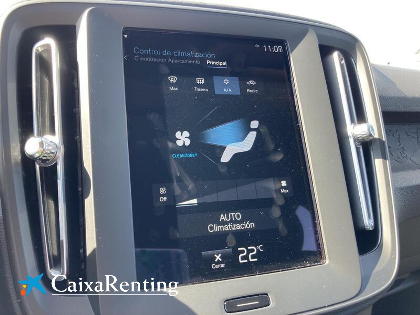 Volvo XC40 T2 Momentum Core Auto 95 kW (129 CV)