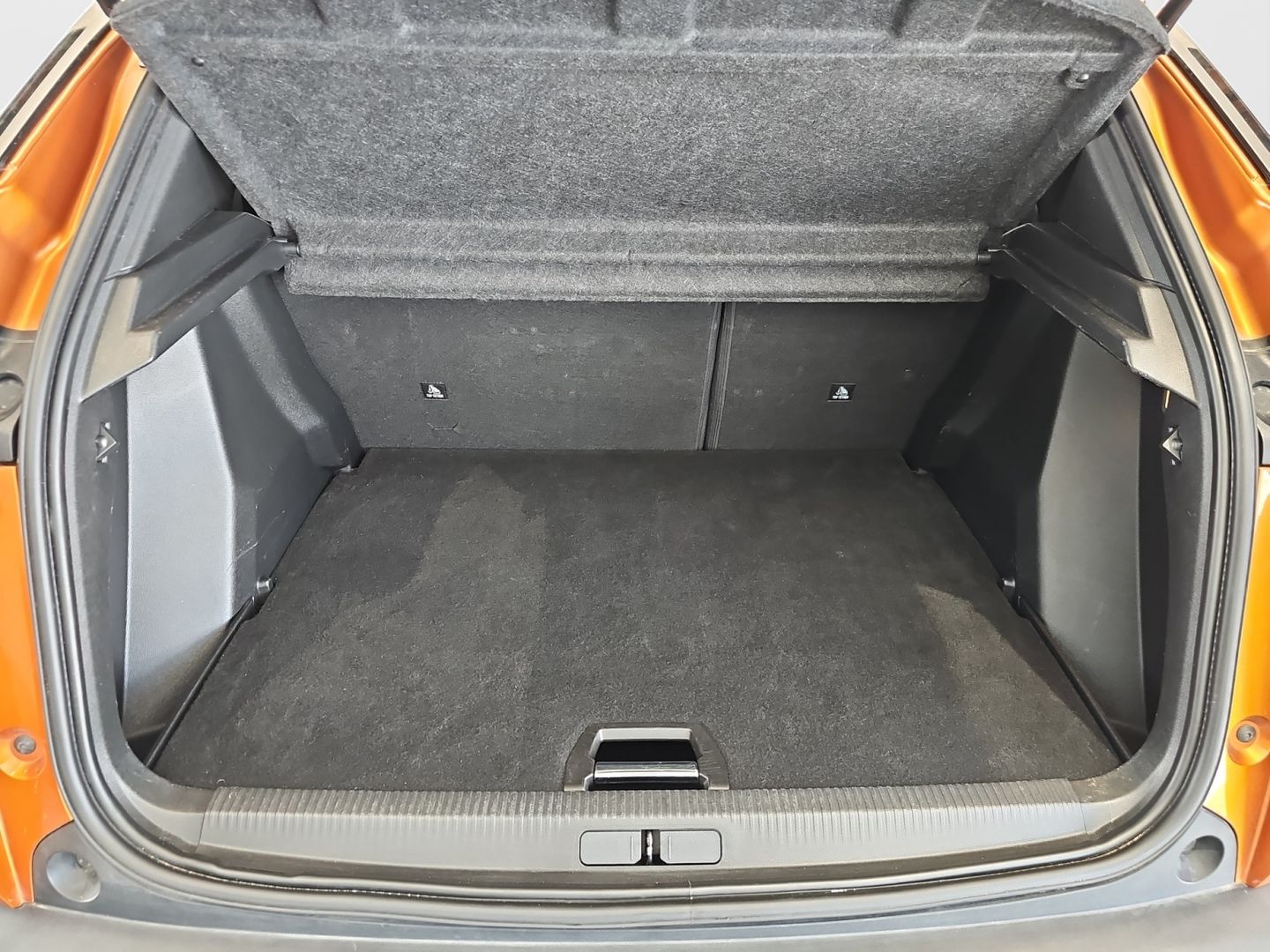 Peugeot 2008 PureTech 100 S&S Allure Pack 75 kW (100 CV)