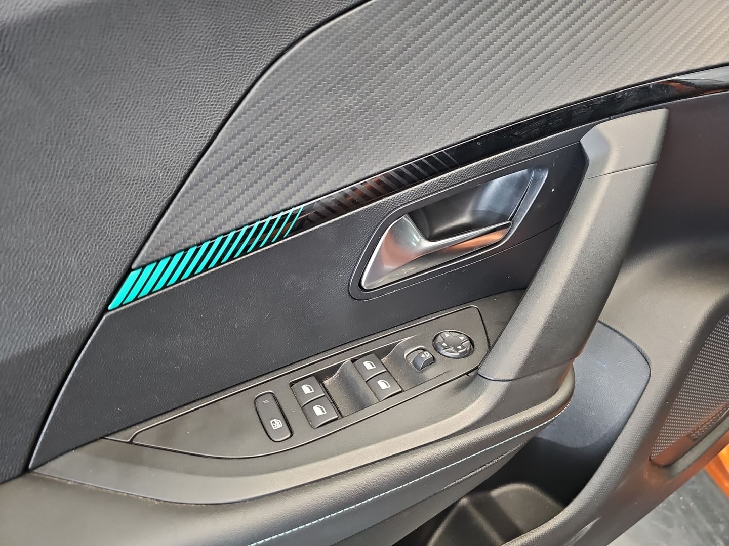 Peugeot 2008 PureTech 100 S&S Allure Pack 75 kW (100 CV)