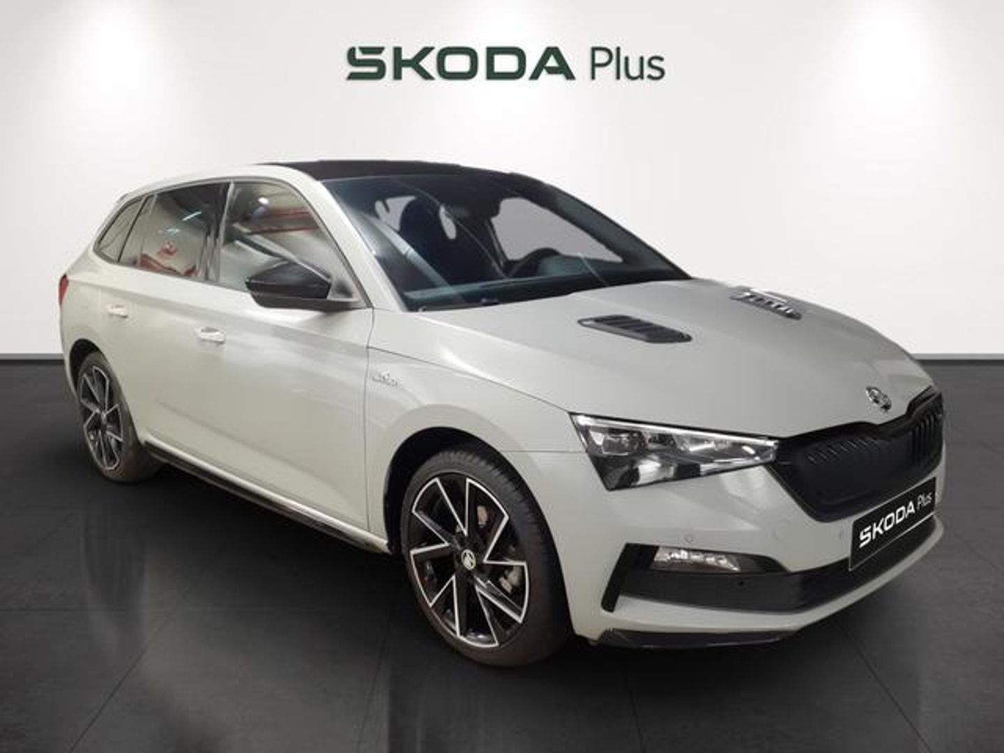 Skoda Scala 1.5 TSI Montecarlo 110 kW (150 CV) Gris Sedan