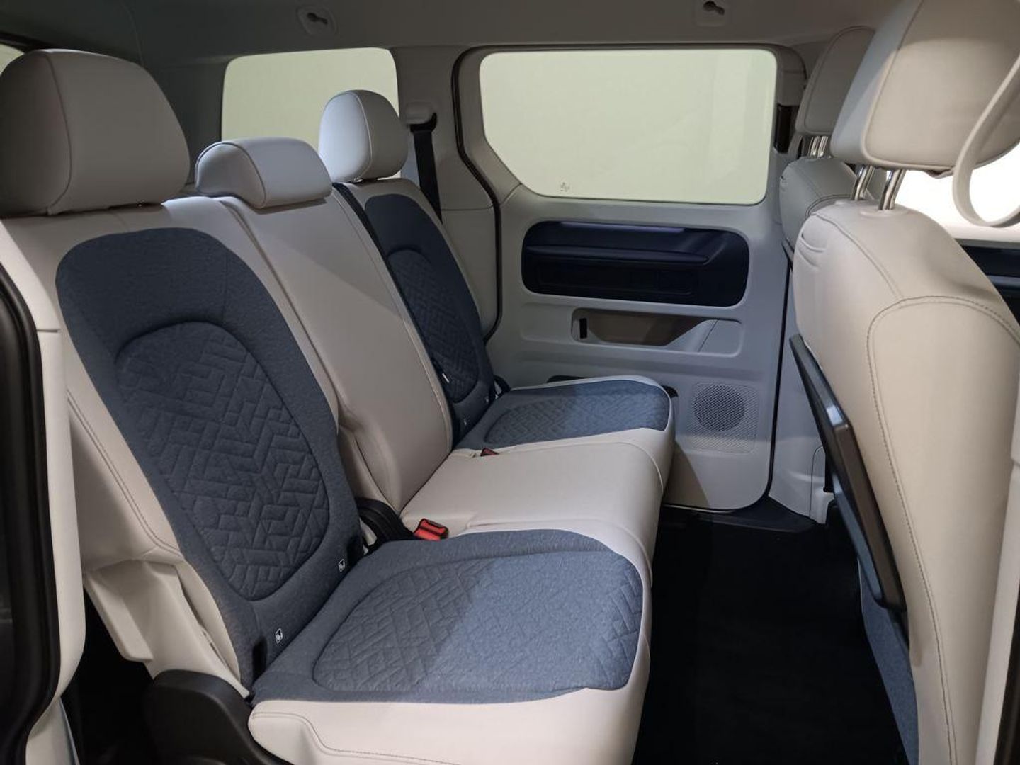 Volkswagen ID. BUZZ Pro 150 kW (204 CV)