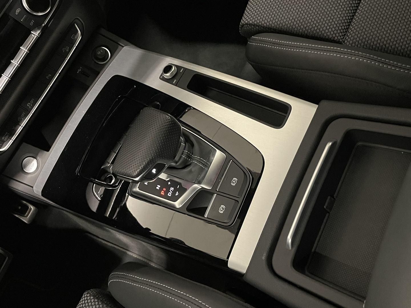 Audi Q5 Black line 40 TDI quattro-ultra 150 kW (204 CV) S tronic