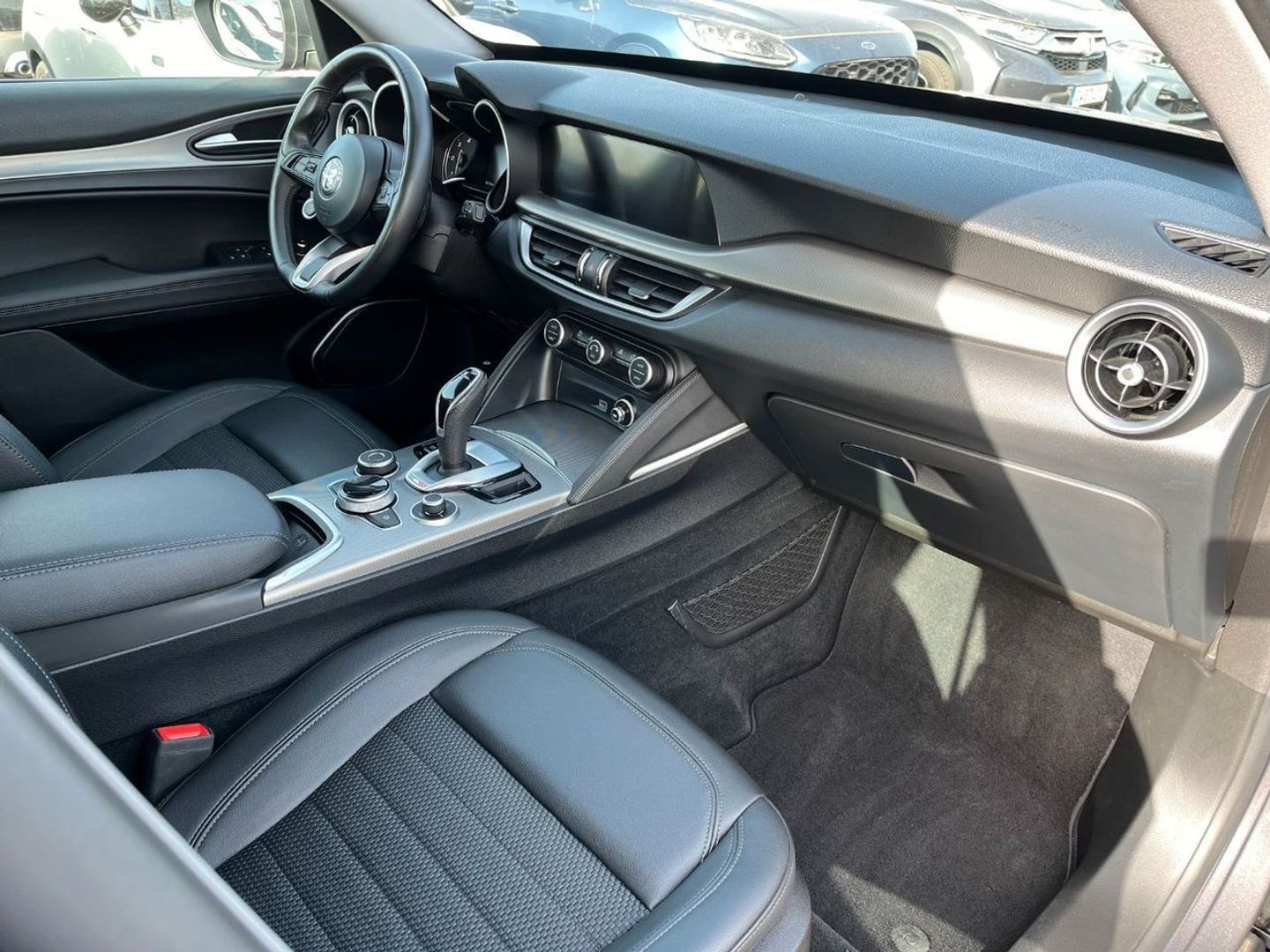 Alfa Romeo Stelvio 2.2 Diesel Sprint RWD 140 kW (190 CV)