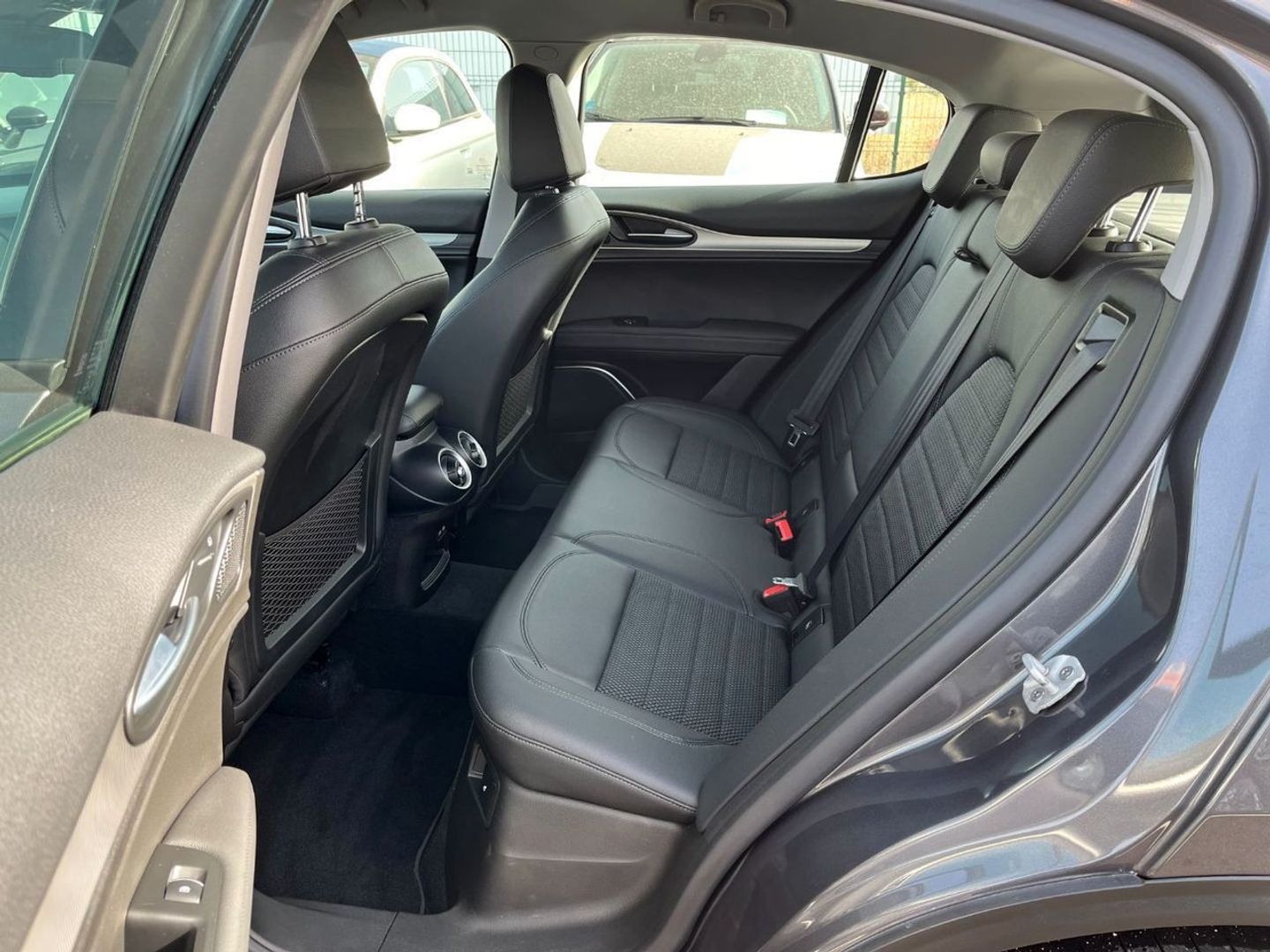 Alfa Romeo Stelvio 2.2 Diesel Sprint RWD 140 kW (190 CV)