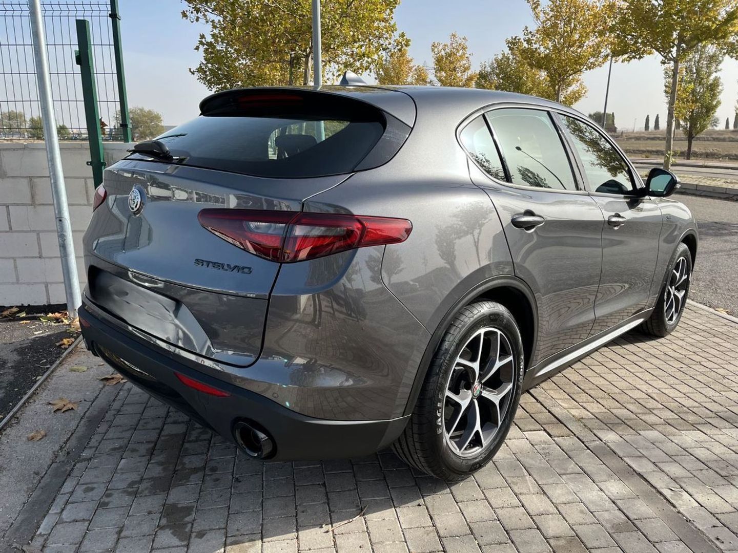 Alfa Romeo Stelvio 2.2 Diesel Sprint RWD 140 kW (190 CV)