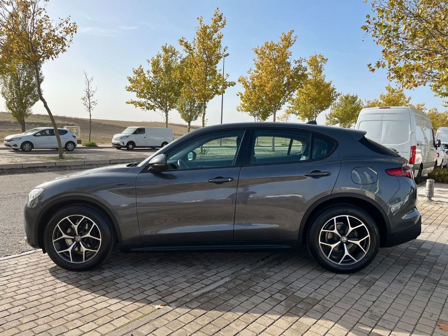 Alfa Romeo Stelvio 2.2 Diesel Sprint RWD 140 kW (190 CV)