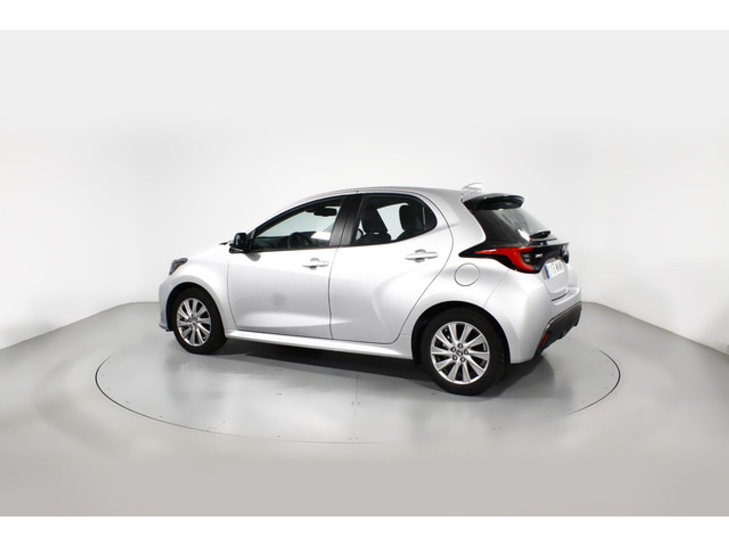 Toyota Yaris 120H Active Tech 85 kW (116 CV)