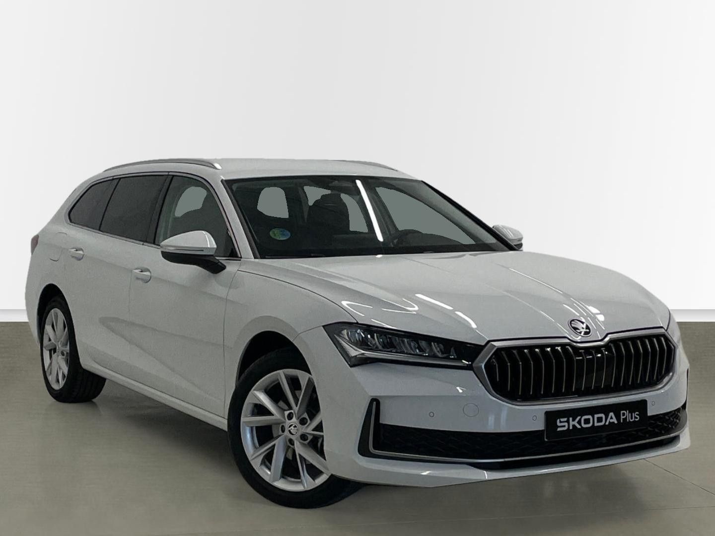 Skoda Superb Combi 1.5 TSI m-HEV Selection DSG 110 kW (150 CV) Blanco Familiar