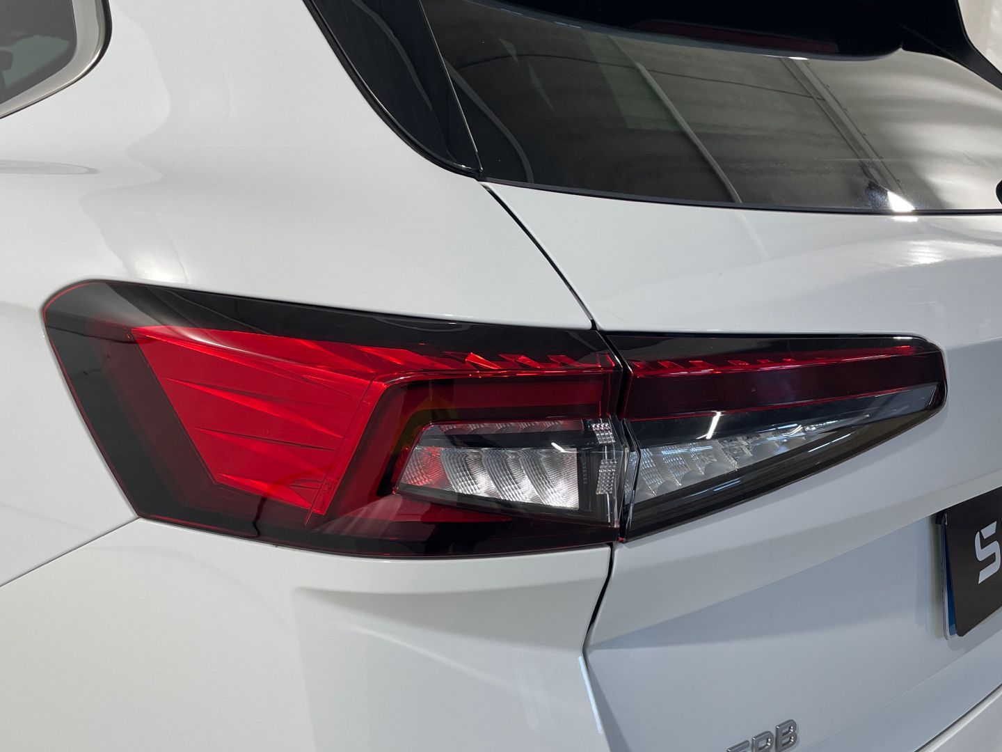 Skoda Superb Combi 1.5 TSI m-HEV Selection DSG 110 kW (150 CV)