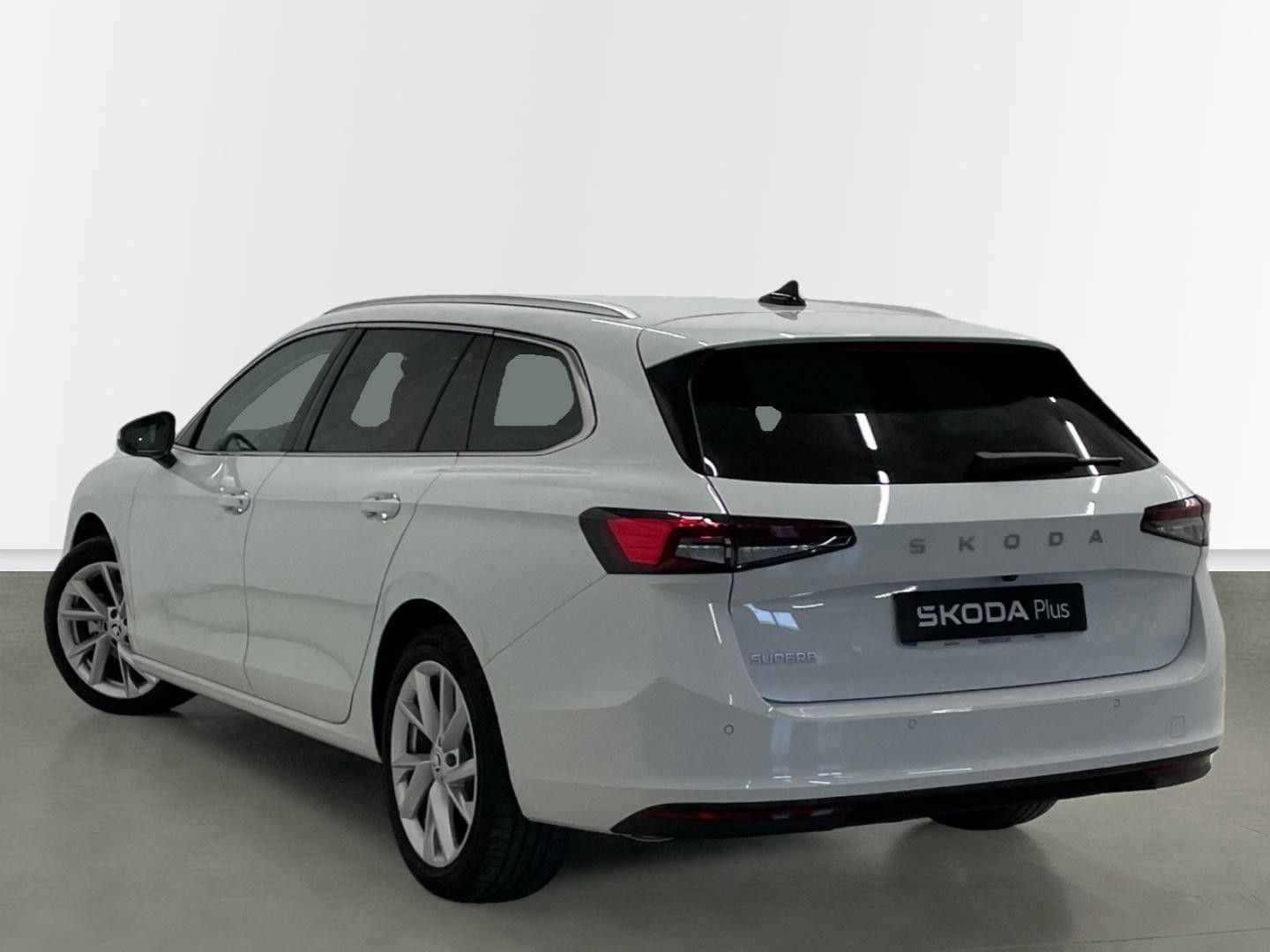 Skoda Superb Combi 1.5 TSI m-HEV Selection DSG 110 kW (150 CV)