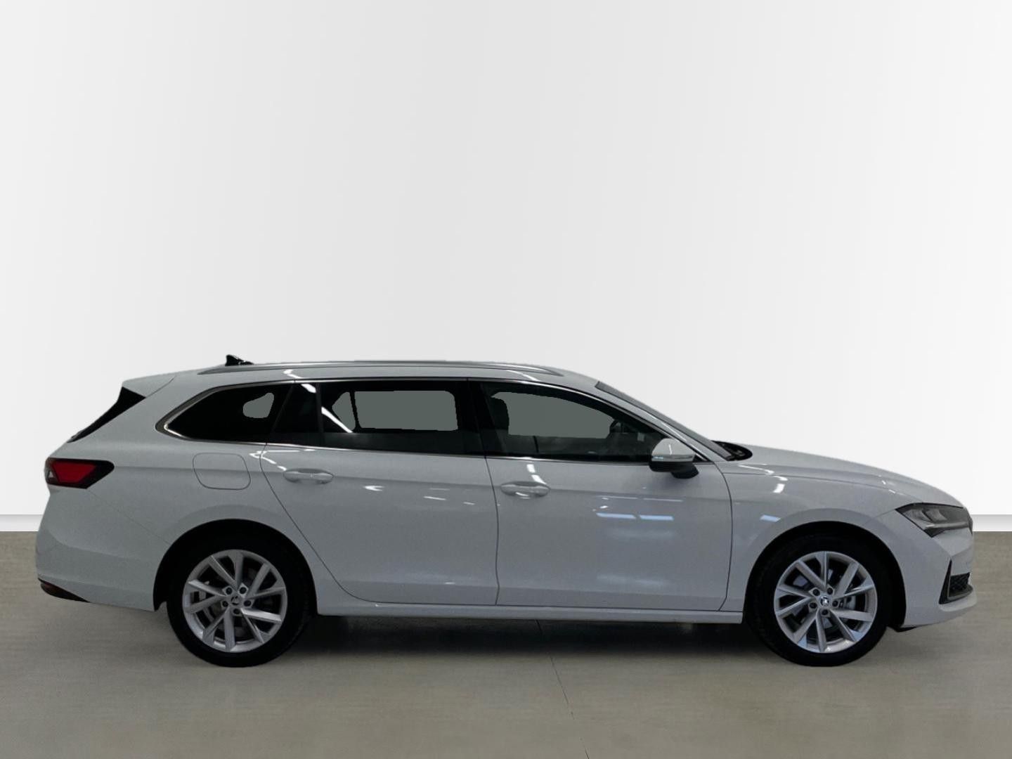 Skoda Superb Combi 1.5 TSI m-HEV Selection DSG 110 kW (150 CV)