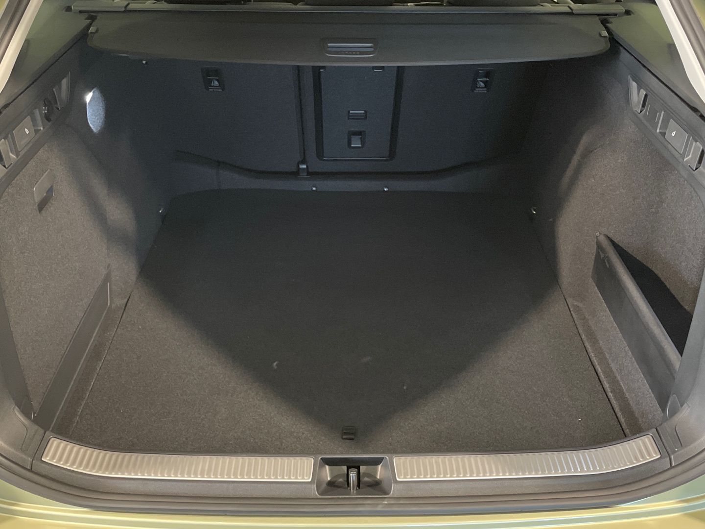 Skoda Superb Combi 1.5 TSI m-HEV Selection DSG 110 kW (150 CV)