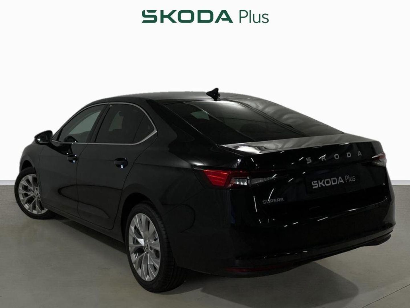 Skoda Superb 1.5 TSI m-HEV Selection DSG 110 kW (150 CV)