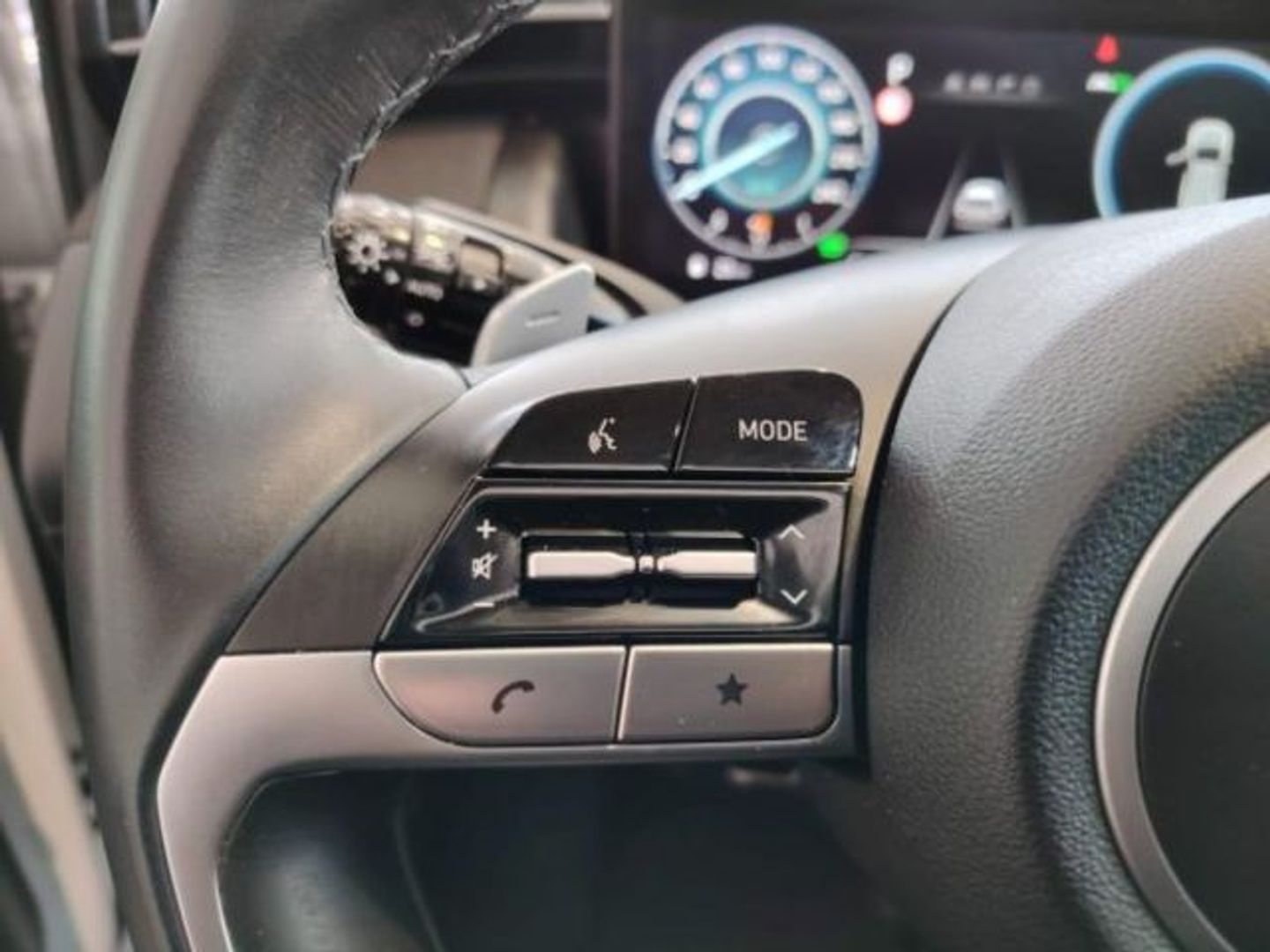 Hyundai Tucson 1.6 TGDI HEV Tecno Sky Auto 169 kW (230 CV)