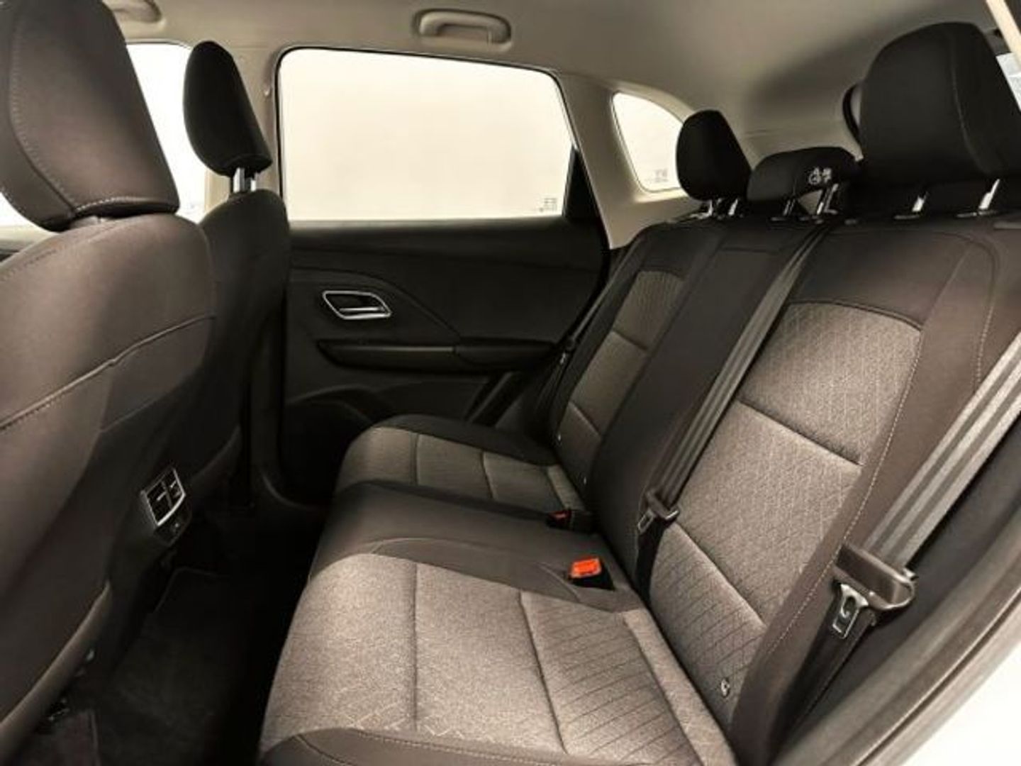 MG ZS 1.5 Hybrid+ Standard 145 kW (197 CV)