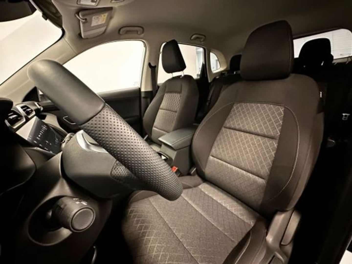 MG ZS 1.5 Hybrid+ Standard 145 kW (197 CV)