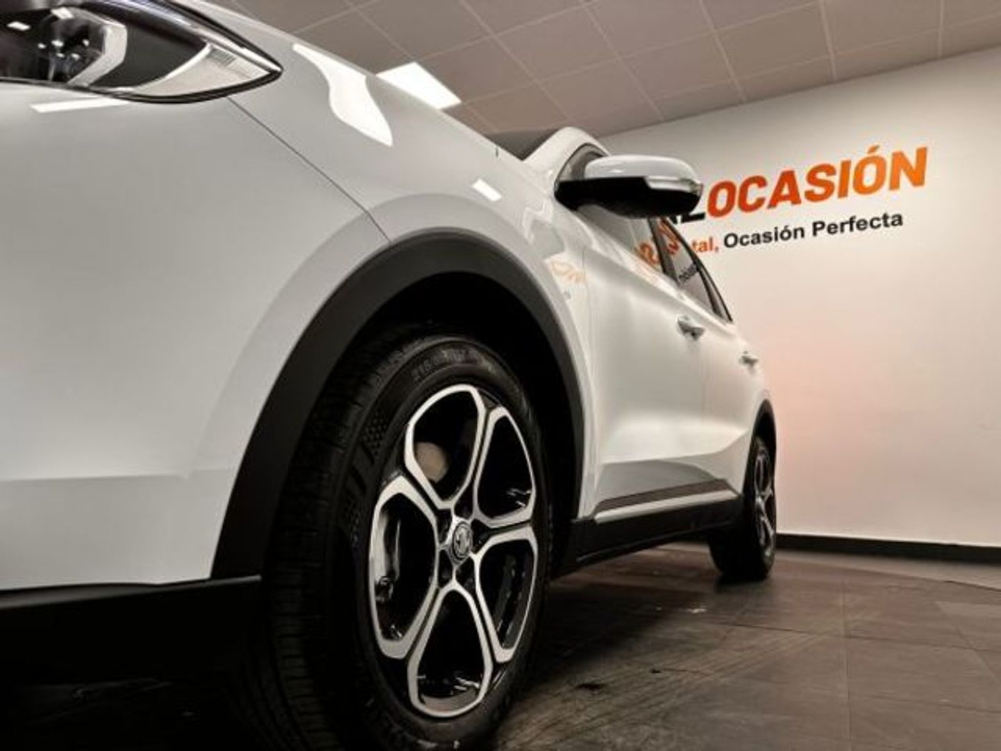 MG ZS 1.5 Hybrid+ Standard 145 kW (197 CV)