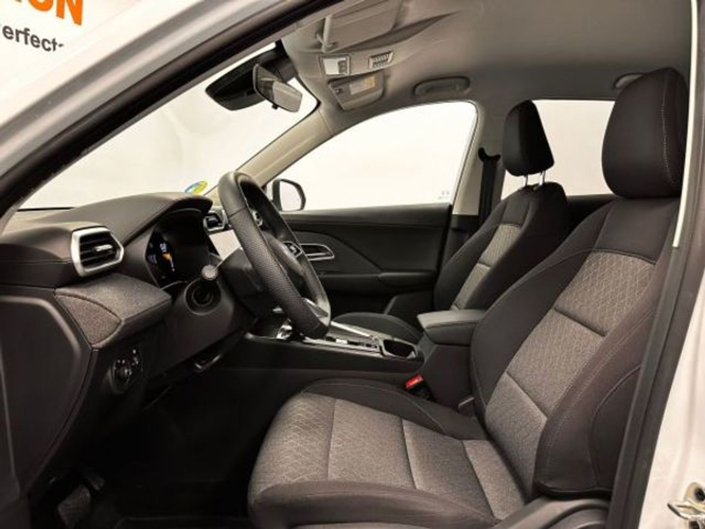MG ZS 1.5 Hybrid+ Standard 145 kW (197 CV)
